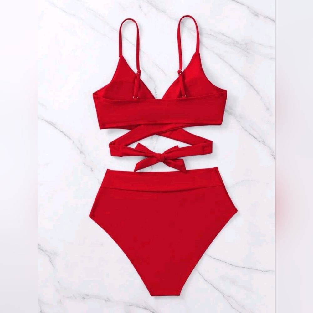 2 piece swimsuit - Picture 2 of 3